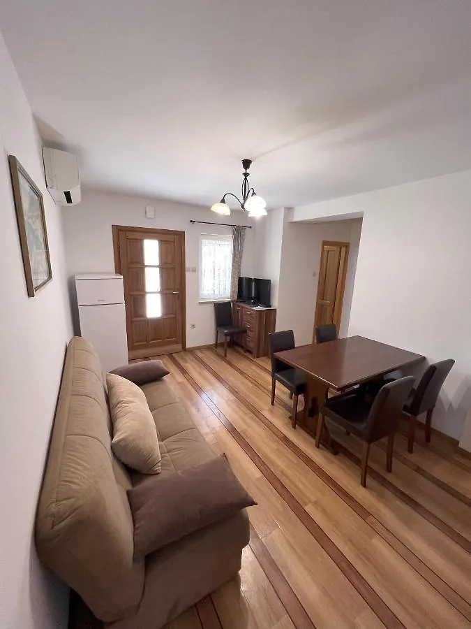 Apartmani Palme Funtana Kroatien