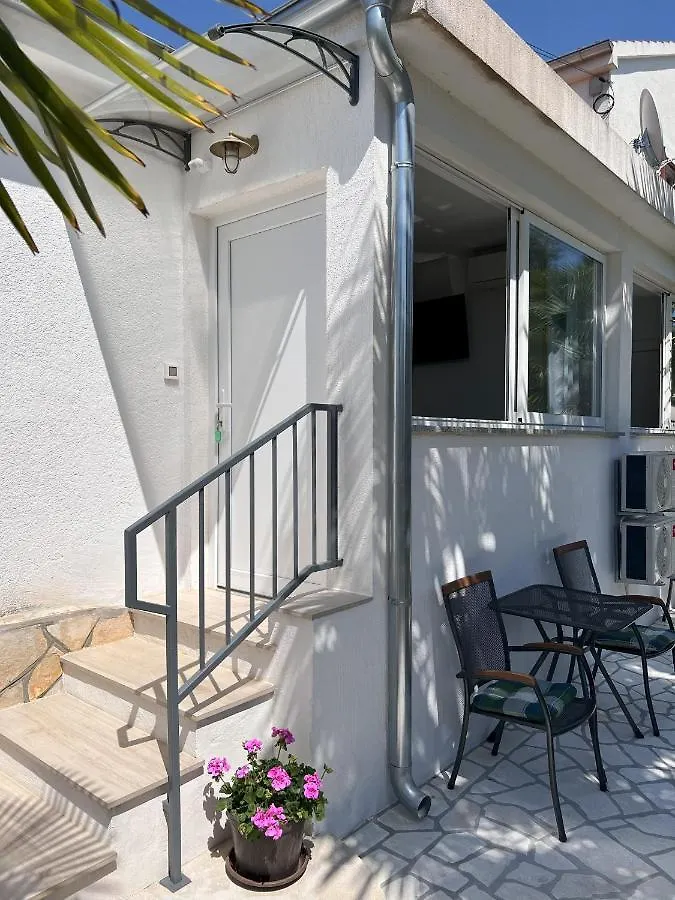 Apartmani Palme Funtana